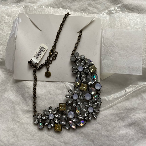 Costume necklace - Picture 4 of 5